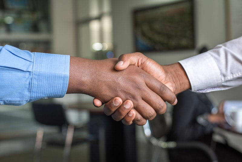 Communication et relations professionnelles au bureau